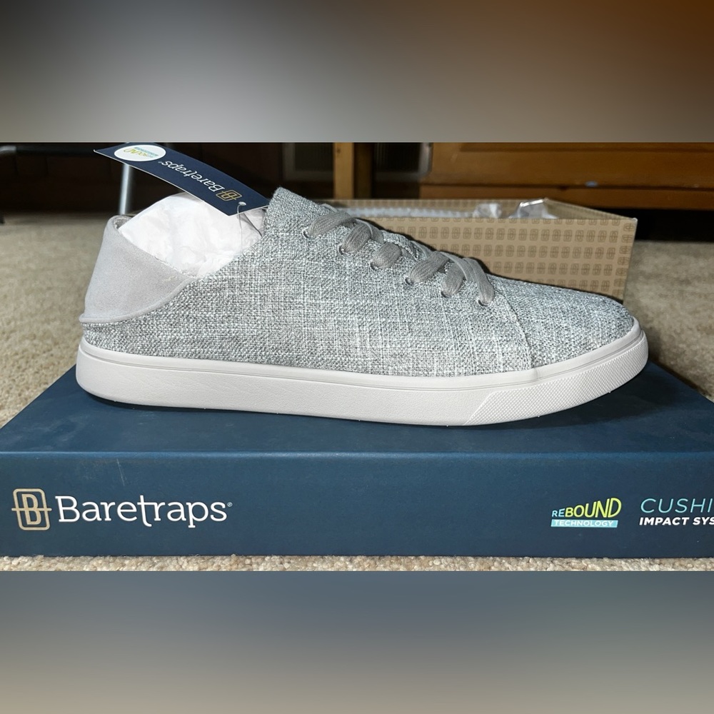 Men's size 10 Casual Slip On Sneakers Canvas Fabric GREY Baretraps Liam